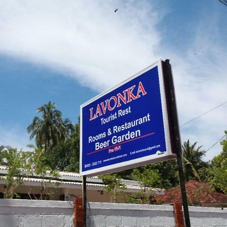 Lavonka Tourist Rest Hotel Anuradhapura Buitenkant foto